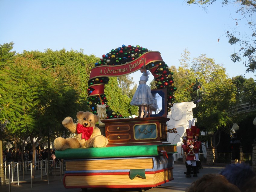 Opening float for A Christmas Fantasy Parade